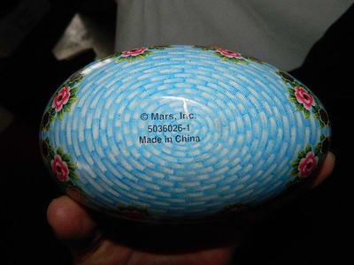 Mars Easter egg Candy tin Dove Chocolate ceramic eggs & Marble egg