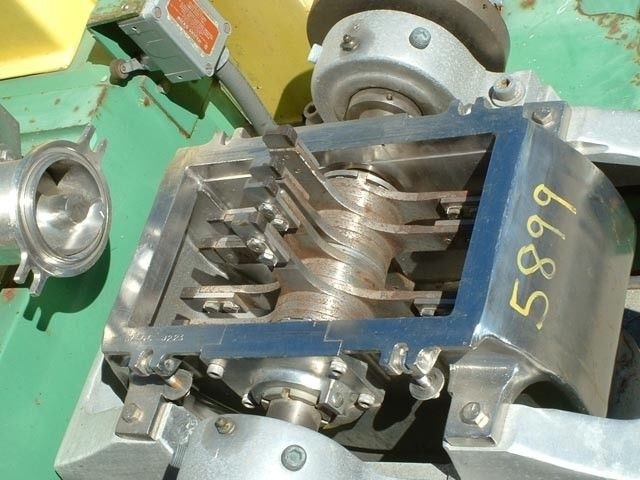 Fitzpatrick hammermill Model DAS06 Auger feed