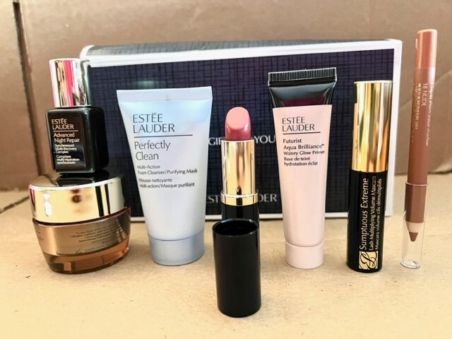 ESTEE LAUDER ギフトセット ESTEE LAUDER 2023 Holiday Gift Cool Set 11 Full Size + 1