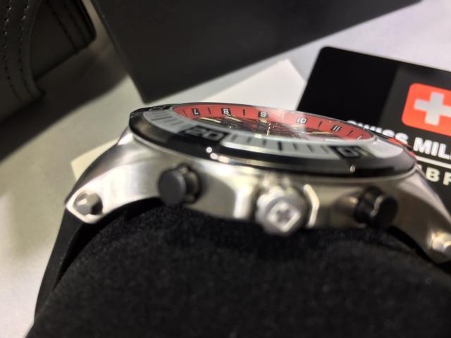 Pre-owned Swiss Military Calibre Men's Hawk Chrono Black Dial / Red Inner Bezel Watch