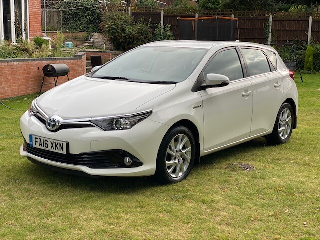 Toyota auris 2016