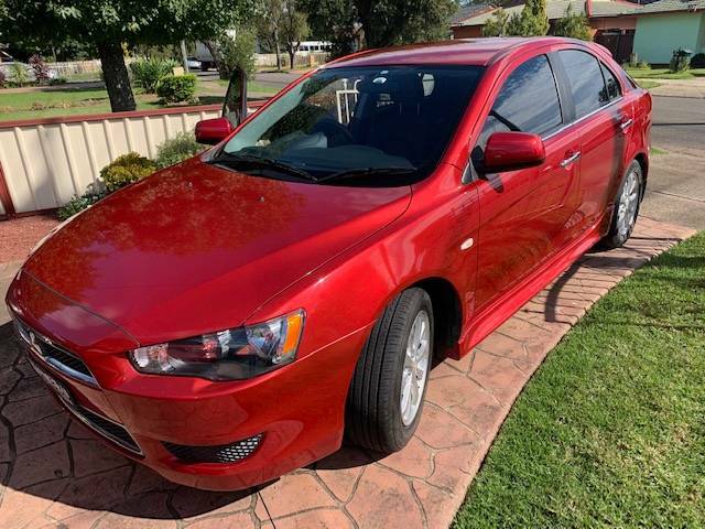 Mitsubishi lancer lx