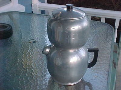 VTG West Bend Quick Drip Aluminum 18 C Coffee Pot Mid Century Modern Percolator
