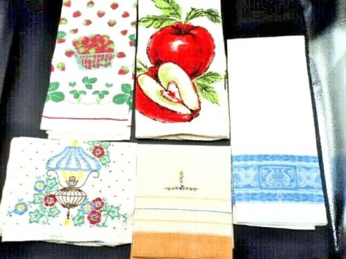 VINTAGE KITCHEN TOWELS, LOT OF 5, APPLES/STRAWBERRIES/EMBROIDERED