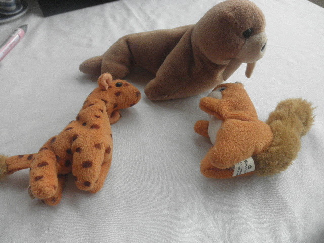 LOT OF 3 IMPERIAL TOY Soft Stuffed Beanbag Plush/Toy GIRAFFE, SQUIRELL , SEALION