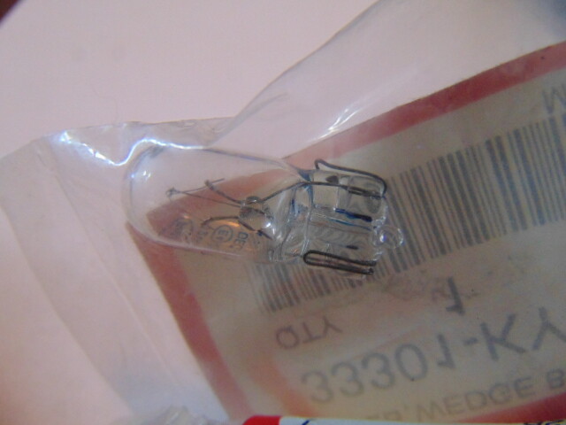 Honda Cbr250 License Plate Light Bulb Oem Qty 2 33301-Kyj-901