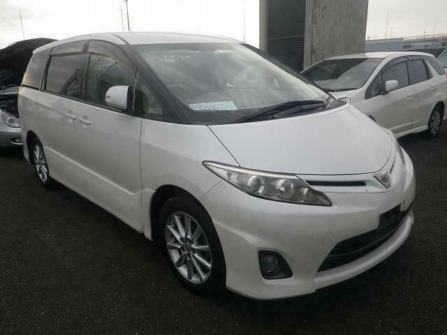 Toyota estima 2010
