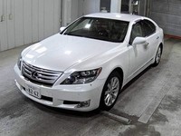 Lexus LS 5.0 600h V8 Premier CVT 4WD Ulez free Petrol/Electric Hybrid Automatic