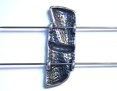 6 - 2 HOLE SLIDER BEADS, SPACER BEADS TEXTURED ANTIQUED SILVER BANDED TRIANGLES