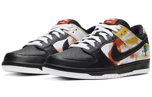 NIKE SB DUNK LOW レイガン Nike SB Dunk Low “Raygun Tie-Dye” – FRAME