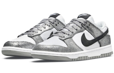 Pre-owned Nike Dunk Low Golden Gals W - Do5882-001 In Silver