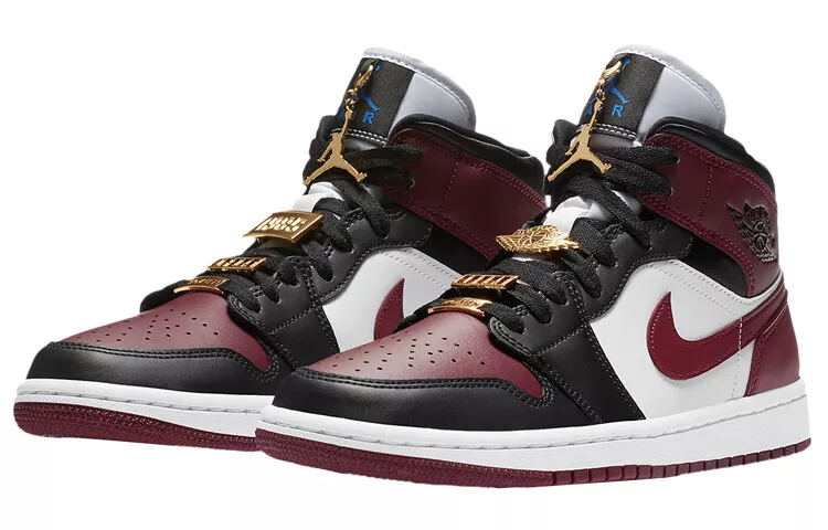 Pre-owned Jordan Nike Wmns Air  1 Mid Se Gold Pendants Cz4385-016 Women's Size In Multicolor