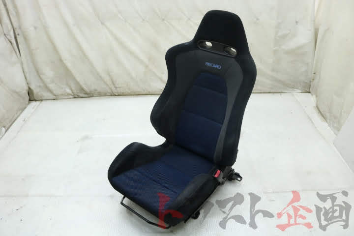 Mitsubishi EVO 7 CT9A OEM Driver Seat