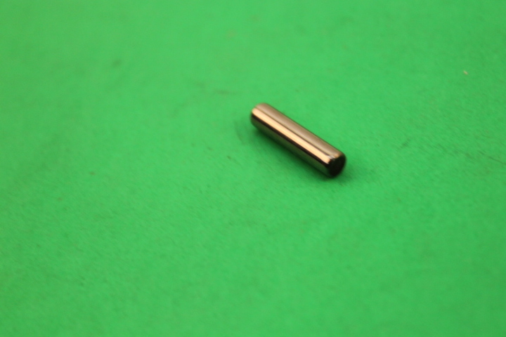 Tatsuです NOS Kawasaki KX250A KX80 KX400 Shift Drum Pin PART# 92042