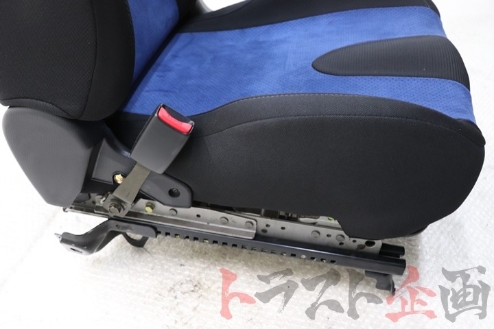 Subaru WRX STI GDB OEM Passenger Seat #6 1