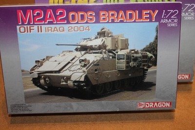 DRAGON 7229: M2A2 ODS Bradley OIF II Iraq 2004 au 1/72