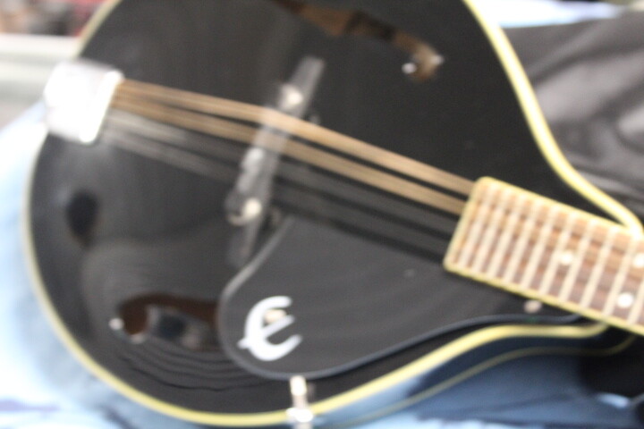 The Epiphone Mandolin by Gibson MM20