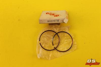 NOS Suzuki 1976-1981 RM100 RM 100 Piston Ring Set 0.50 Over 12140-41750