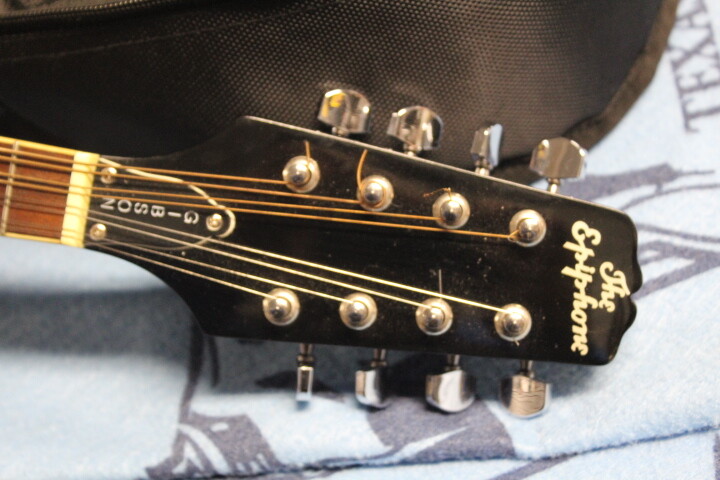 The Epiphone Mandolin by Gibson MM20