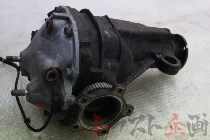 R34 GTT Skyline OEM Diff with Nismo Rear 2 way LSD Diff center 1