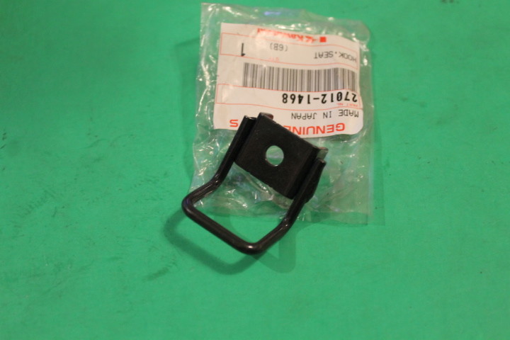 NOS KAWASAKI 1993-2002 ZX600 ZX6 SEAT HOOK PART# 27012-1468