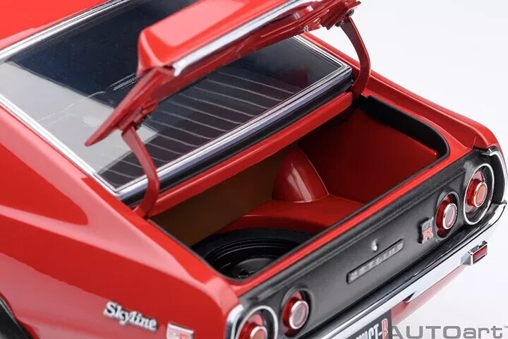 (最終値下)Autoart1/18SKYLINE GT-R (KPGC110)赤 最終値下)Autoart1/18SKYLINE GT-R (KPGC110)赤