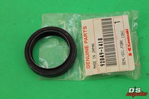 NOS 1994-1997 Kawasaki ZX600 Ninja ZX-6R Fork Outer Oil Seal
