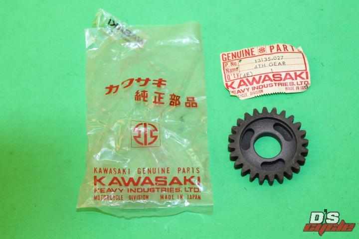 NOS Kawasaki Transmission 4Th Gear 1974-1976 KX125 PART# 13135-027