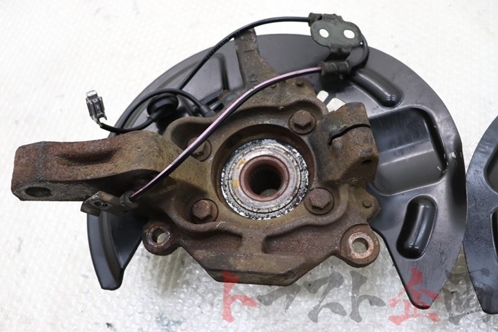 Subaru WRX GDB STI 5 x 114.3 OEM Front Hub Assembly #2 1