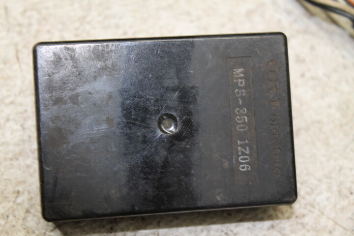 1983 HONDA V65 MAGNA VF1100C PARTS KIT LEFT RIGHT SWITCH WIRE HARNESS