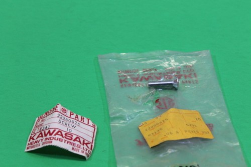 NTページ NOS KAWASAKI A1 A7 A1SS Oval Head Screw 6X25 PART# 222B0625