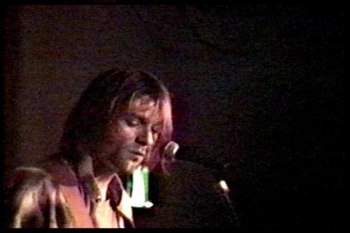 ミュージック NIRVANA DVD Amazon.com: Nirvana: Live at the Paramount : Nirvana, Kurt