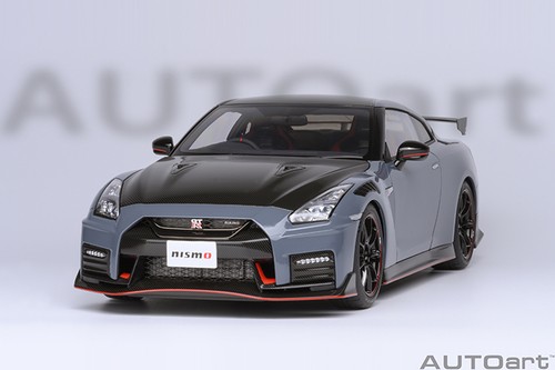 Nissan GT-R 1:18 Premium Edition 左ハンドル Nissan GT-R Premium Edition T-Spec RHD Right Hand Drive
