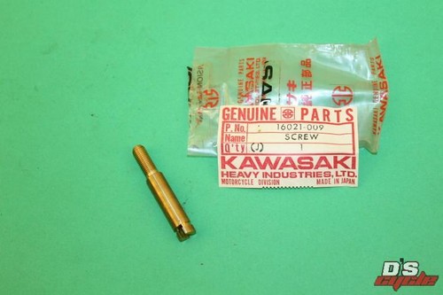 ピーノ　1009 Kawasaki NOS NEW 16021-009 Throttle Stop Screw F5 F8 F81M