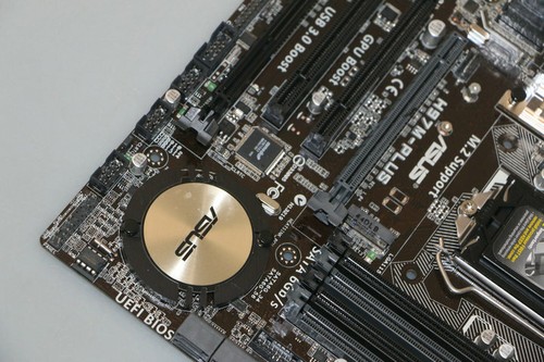 ASUS H97M-PLUS Motherboard M.2 LGA 1150 M-ATX H97 DDR3 Support I7 4790
