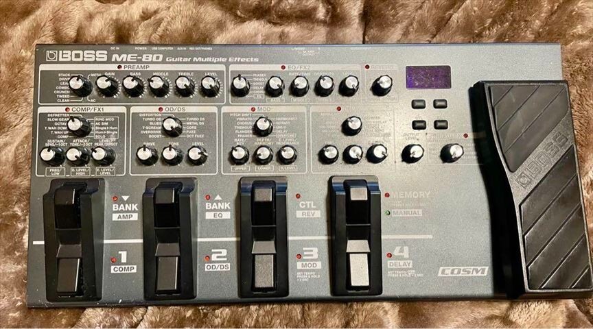 BOSS ME-80 Guitar Multiple Effects Pedal Used Japan