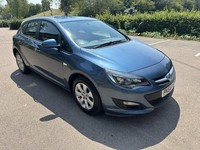 2014 Vauxhall Astra 1.6i 16V Design 5dr Auto HATCHBACK Petrol Automatic