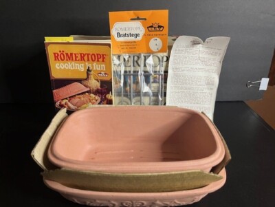Vintage Romertopf by Reco #107 Terra Cotta Clay Baker Baking Roaster New Unused