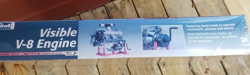 Revell Visible V-8 Engine Plastic Model Kit Sealed Faded 1:4 Scale Free Shipping