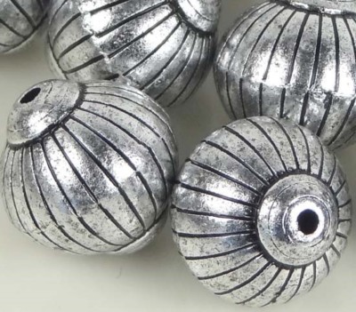 8 Large Lantern / Round Acrylic Silver Metal Plated Craft Beads 20x19mm