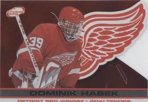 2001-02 Pacific Atomic - Dominik Hasek #36