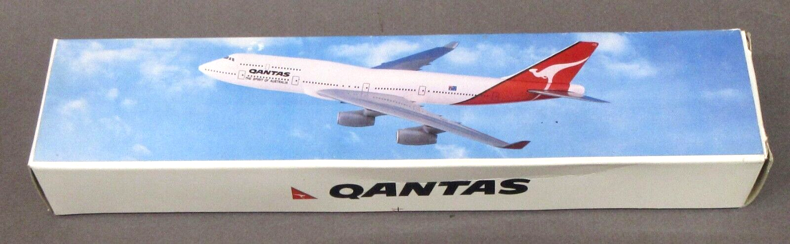 【絶版希少】ハセガワQANTAS Boeing 747-400 1/200 絶版希少】ハセガワQANTAS Boeing 747-400 1/200 - メルカリ