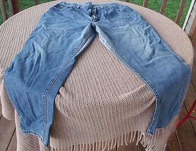 Size 22W Lee Naturally Distressed Woman39s Blue Jeans Button Fly amp Zipper 
