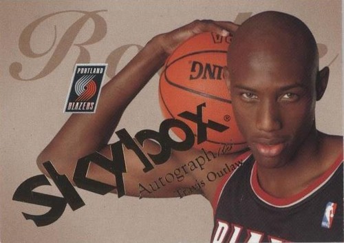 2003-04 Skybox Autographics - Travis Outlaw #82