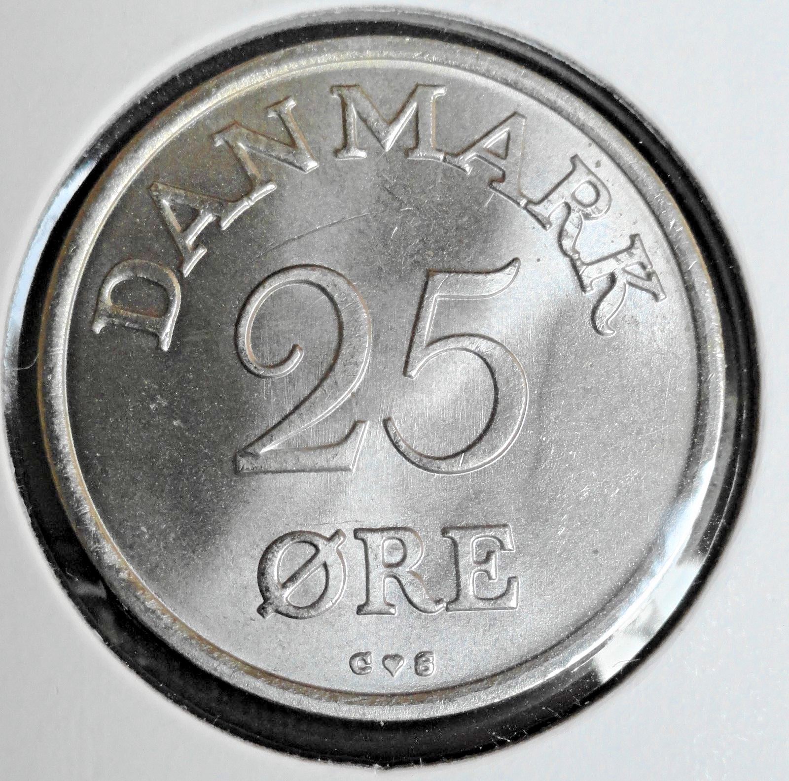 DENMARK 25 ORE, 1957 BRILLIANT UNCIRCULATED