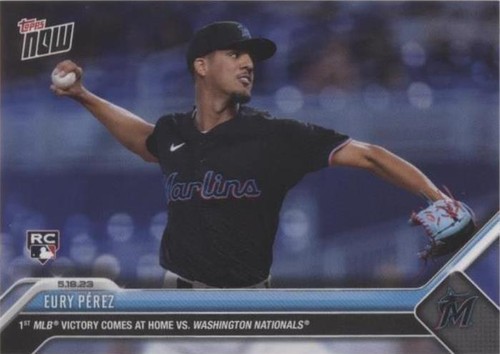 Eury Pérez, Walker Buehler 2023 Topps Xpections Clubhouse Iridescent #13 Eury Perez RC