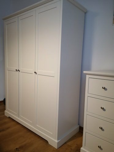 Wardrobe Heart Of House From Wayfair In Croydon London