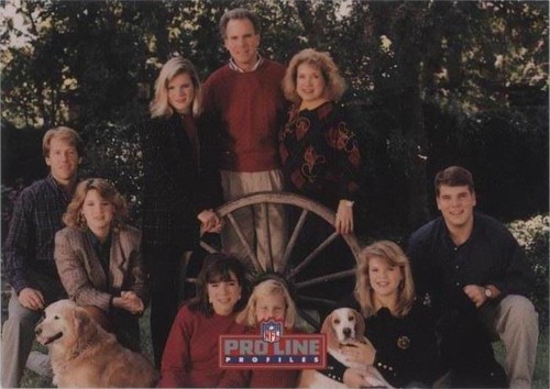 1992 Pro Line Profiles Roger Staubach #43