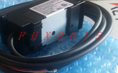ONE NEW KEYENCE Sensor IL-1050
