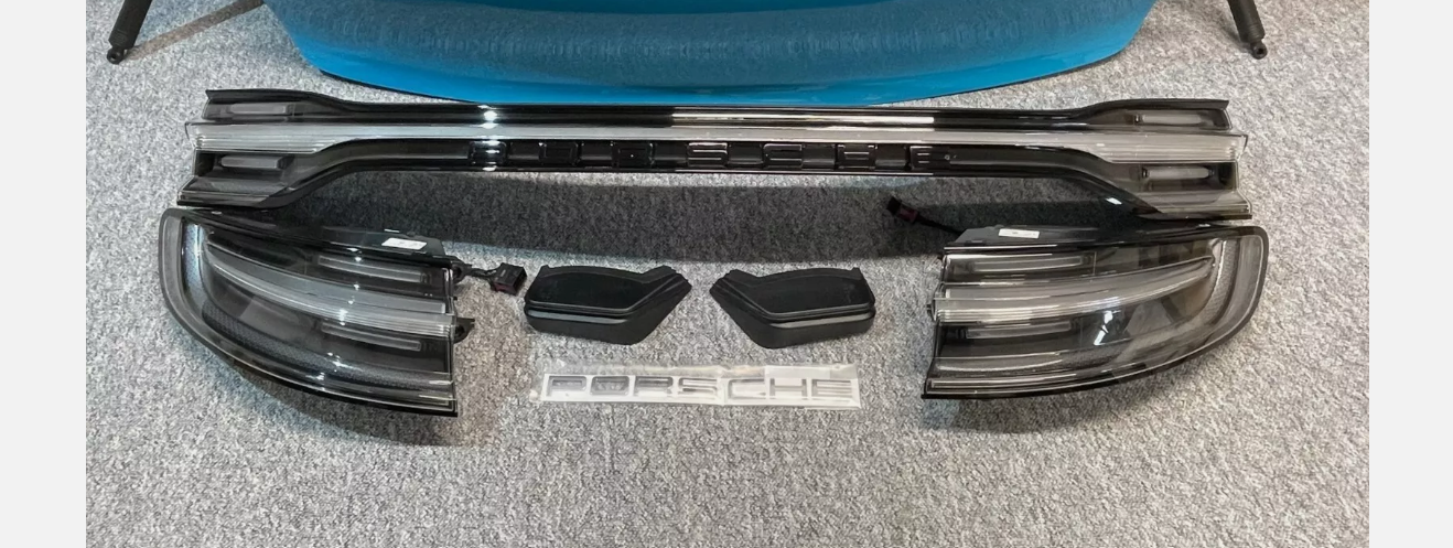 【純正】PORSCHE MACAN 95B リバースライト Porsche macan rear bumper light 95B 2014-2019 LH backup